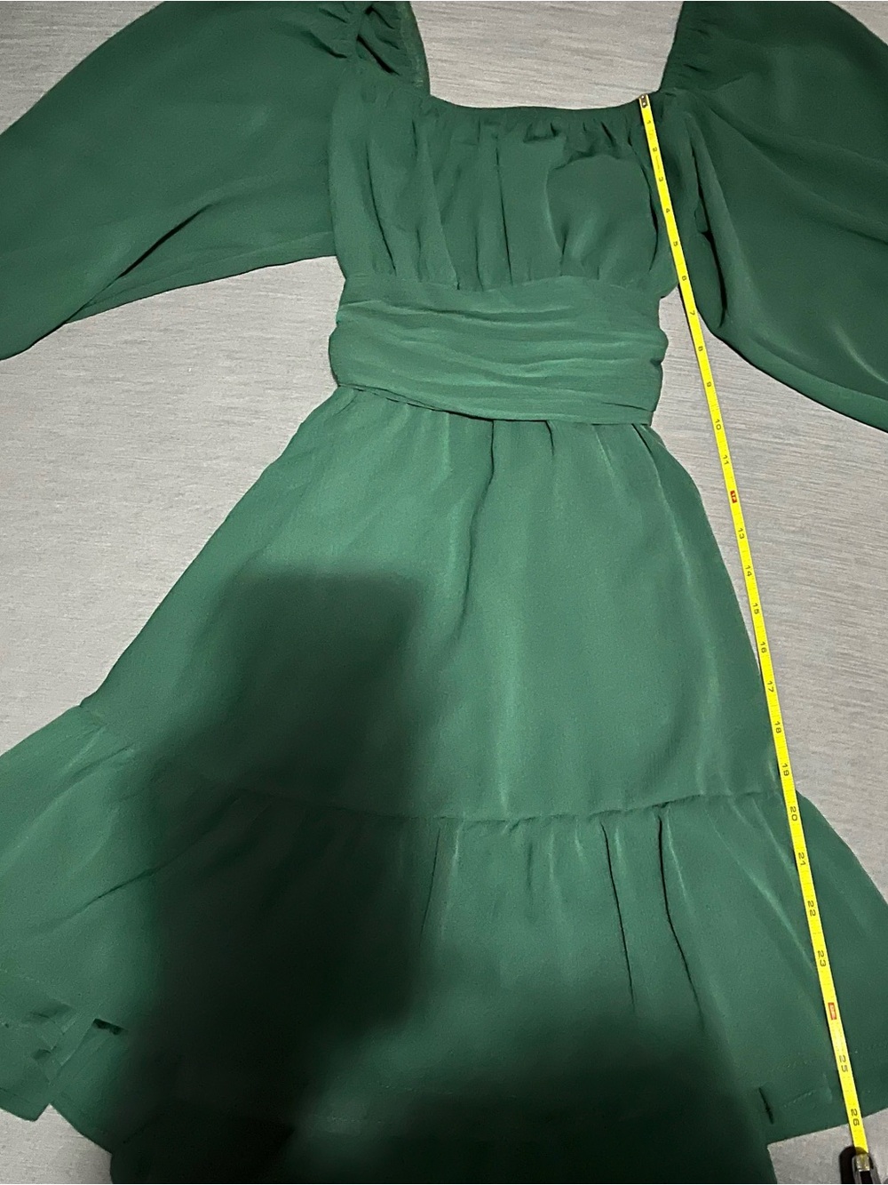 Women’s Emerald Green Puff Sleeve Dress - Picture 9 of 10